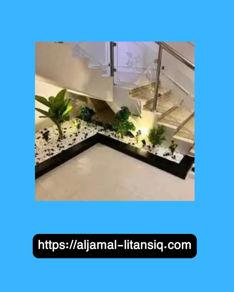 مدخل تحت الدرج