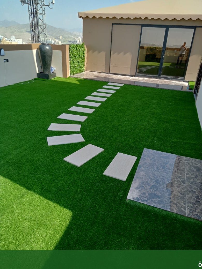 منسق مظلات وجلسات في جدة - شركة الجمال لتنسيق الحدائق بجدة